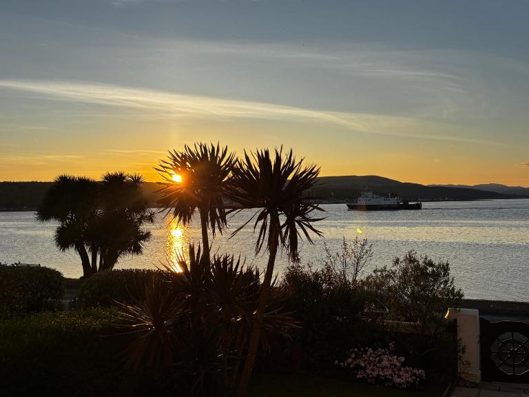 Bayside - Breathtaking views of the Clyde - B&B Rothesay