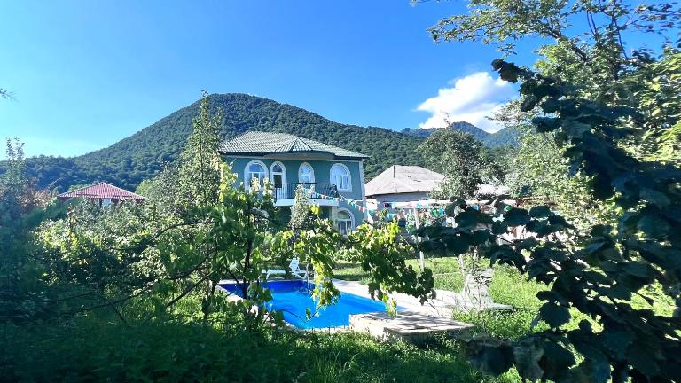 Mountain View Deluxe Villa & pool - Chambres d'hôtes Gabala
