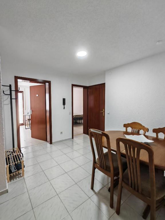 Ferienwohnung Unterkunft 24 - Bed and Breakfast Aldingen