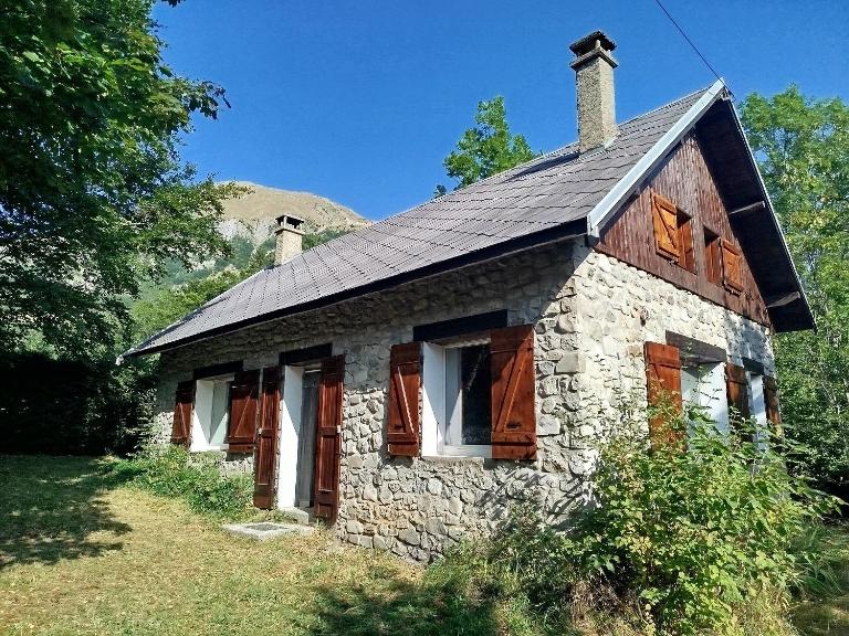 Mon refuge de montagne ouvert sur la nature - B&B Le Noyer