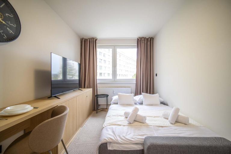 All In One Central Studio - Bed and Breakfast Košice