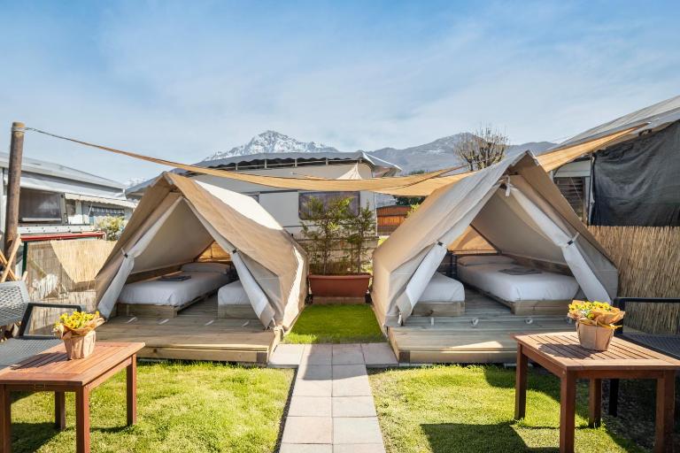 Glamping Italia '90 - Babe Lodges - Chambres d'hôtes Domaso