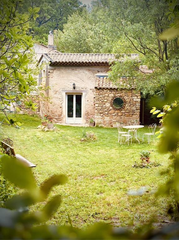 Le mazet du cavalier - Bed and Breakfast Puyvert