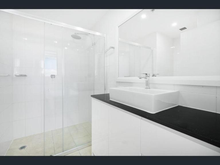 Spacious unit big balcony water views - Chambres d'hôtes Sydney