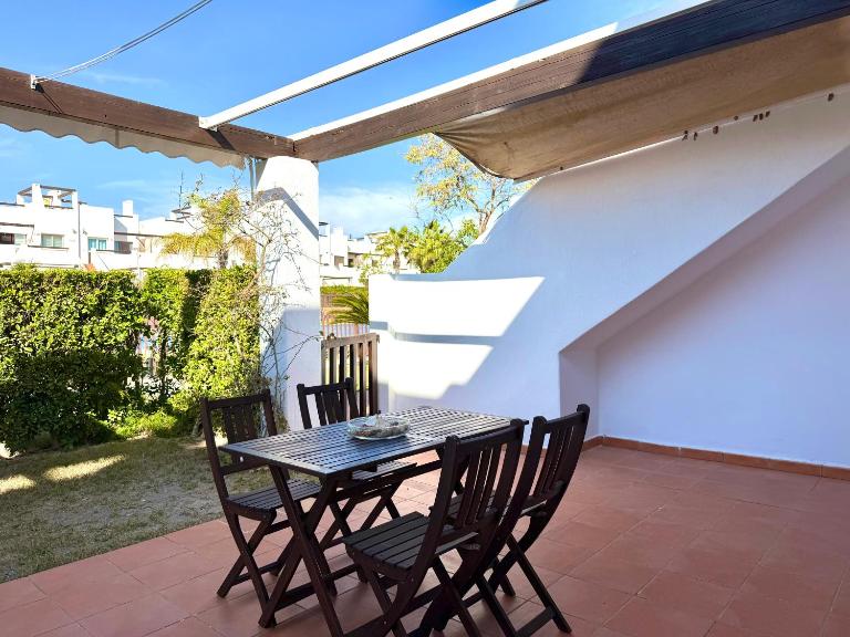 Condado de Alhama Jardín 10 SV83 - B&B Alhama de Murcia