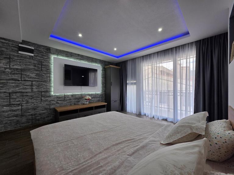 Apartment Martinovic - Bed and Breakfast Sveti Stefan