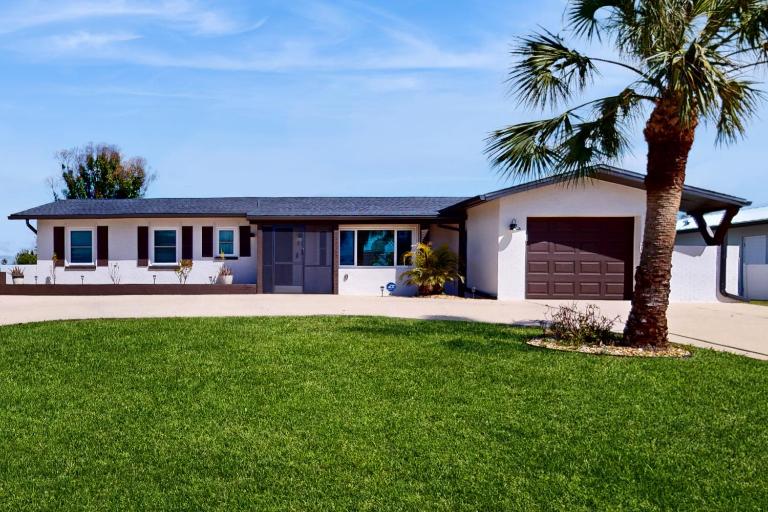 Golf Cart & Heated Pool: Rotonda West Getaway! - B&B Rotonda West