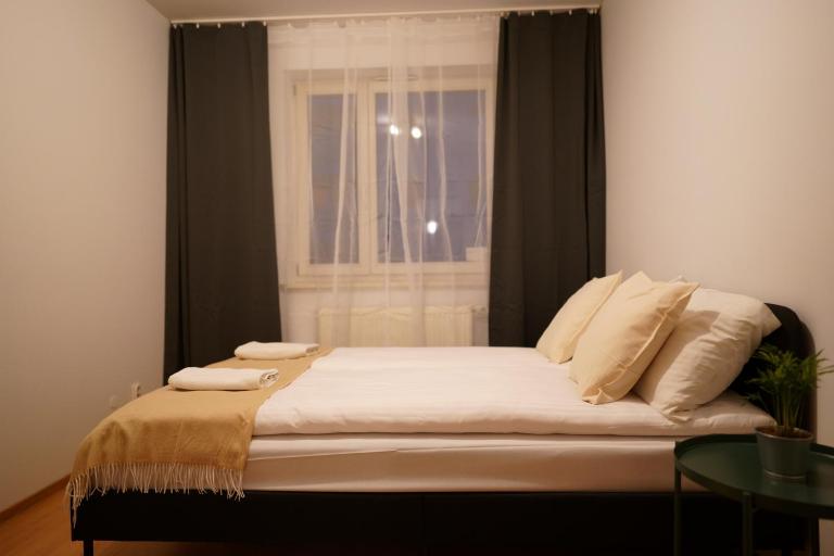 3 Bedroom Apartment 2 Free Parking Spots by City Beat - Chambres d'hôtes Cracovie