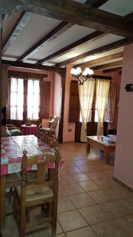 Apartamentos Rurales Tauro - Ferienwohnung Cabezuela del Valle