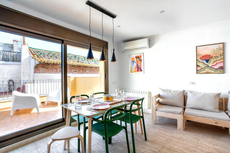Nuevo rooftop en el centro junto a la playa - Ferienwohnung Lloret de Mar