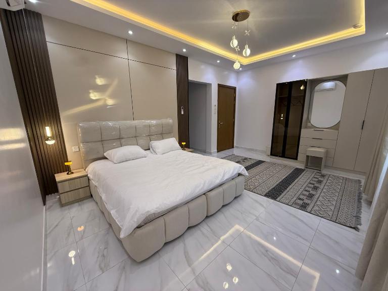 شقة غرفتين وصالة ومطبخ - B&B Jeddah