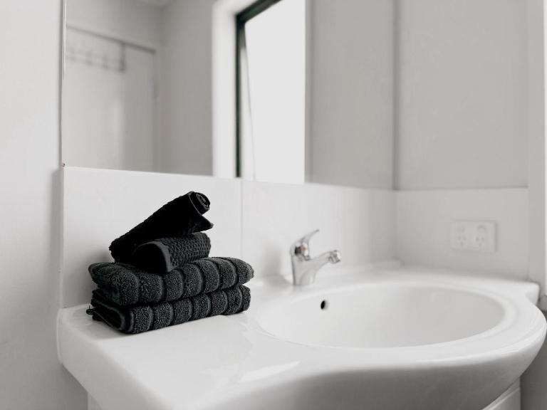 Cozy studio, Pet free, Budget friendly Canberra - B&B Gungahlin