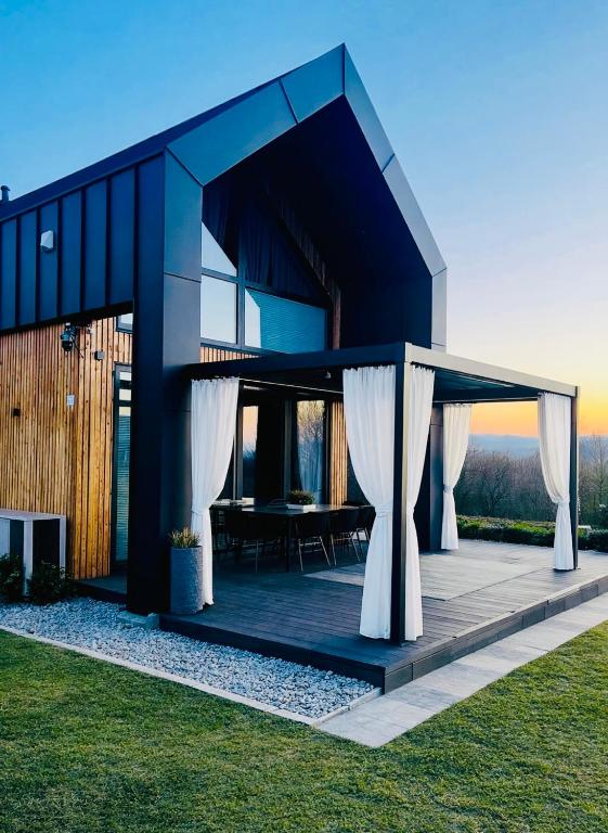 Lanckorońska Stodoła Glamour-Prywatne SPA,Balia i Sauna - Chambres d'hôtes Lanckorona
