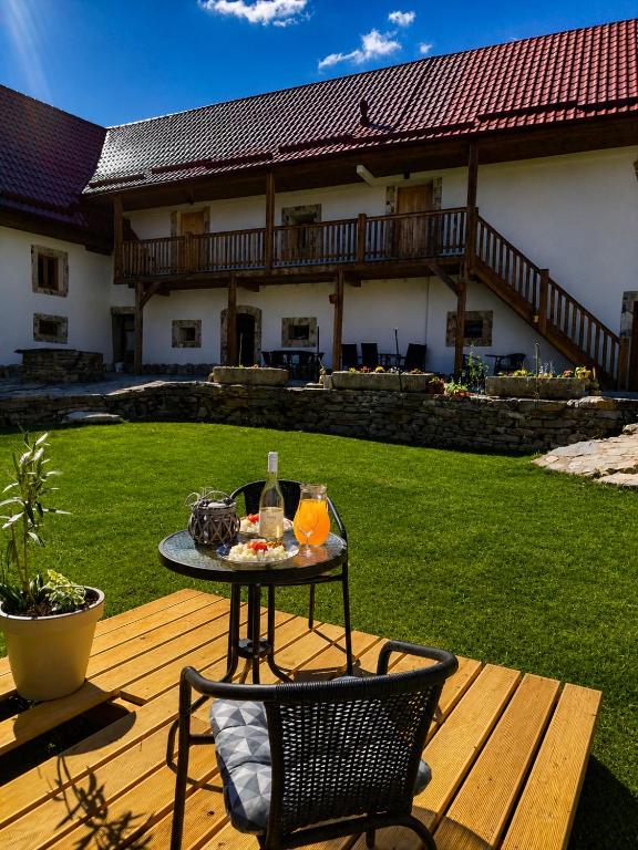 Jílová tvrz - B&B Rožmberk nad Vltavou