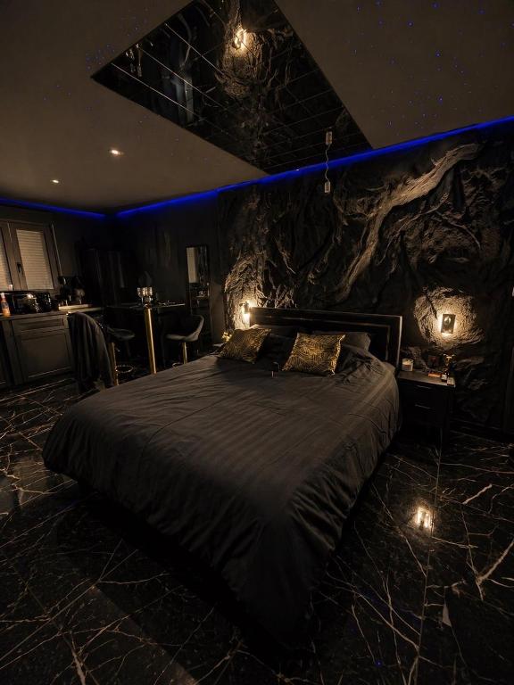 Obsidian Suite Love Room - Ferienwohnung Triel-sur-Seine