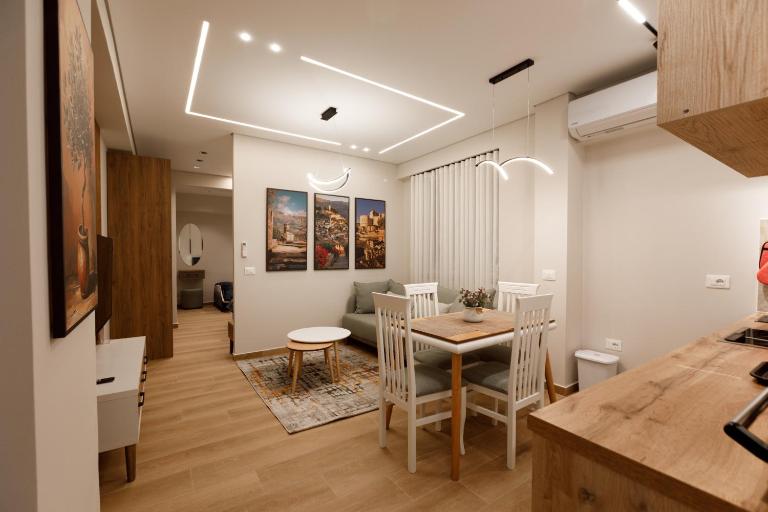 GjiroCasa Family Apartment - B&B Argirocastro