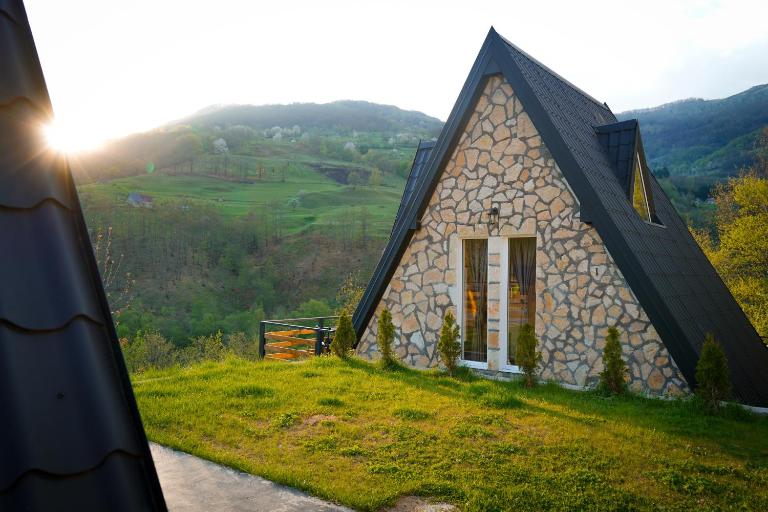 Pjesnikova Dolina - Chambres d'hôtes Mojkovac