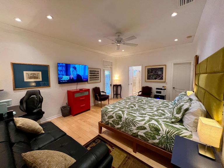 The Signature Orange Grove King Suite - Chambres d'hôtes Lake Alfred
