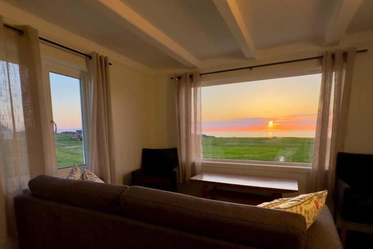 Most Peaceful Place in Lofoten - B&B Allstad