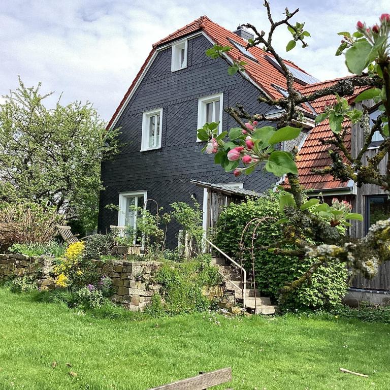 Hahnhaus - Bed and Breakfast Burscheid