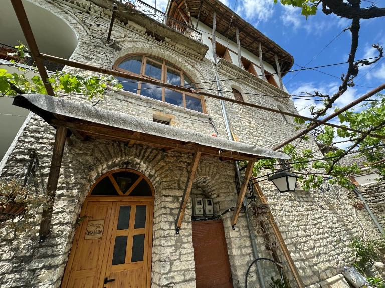 Salaria Rooms - B&B Gjirokastra