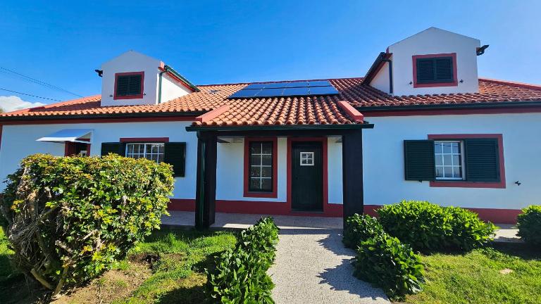 Cimo das Dutras - B&B Horta