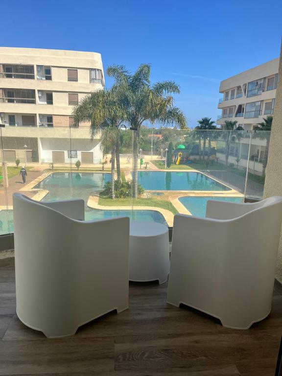 Belle Appt vue sur Piscine à Bouznika plage - Ferienwohnung Bouznika