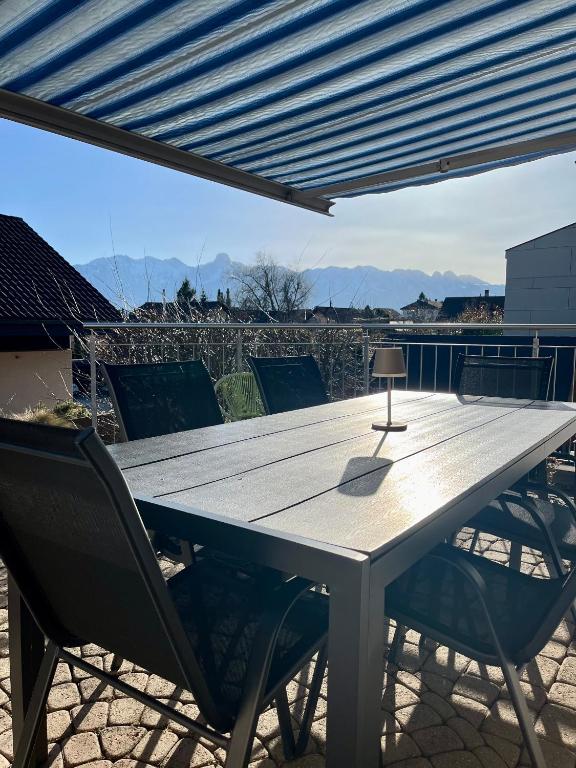 Grosszügige Ferienwohnung zwischen Bern und Interlaken - Bed and Breakfast Steffisburg