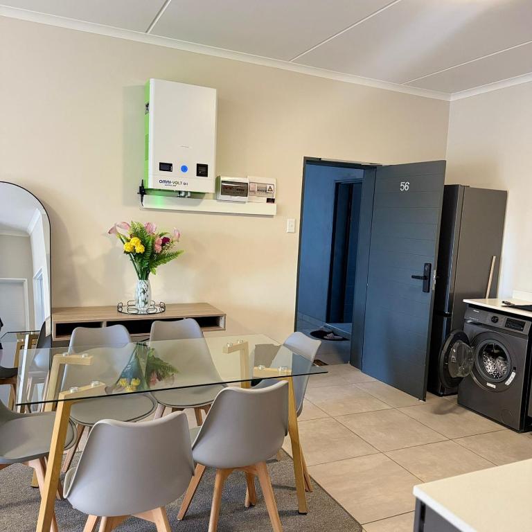 Serene Retreat Midrand with backup power - B&B Midrand