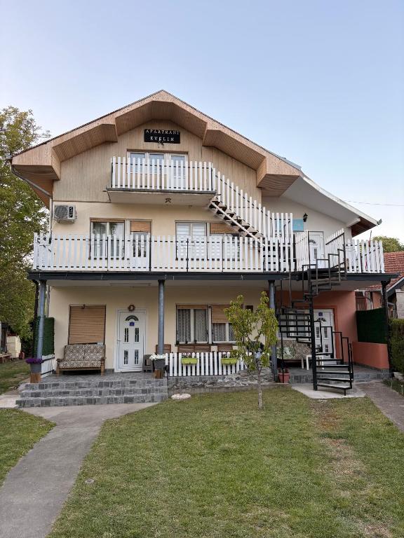 Apartamani Evelin - B&B Veliko Gradište