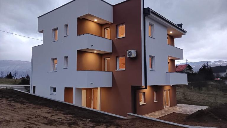 Apartmani Jozić 2 - B&B Ripci