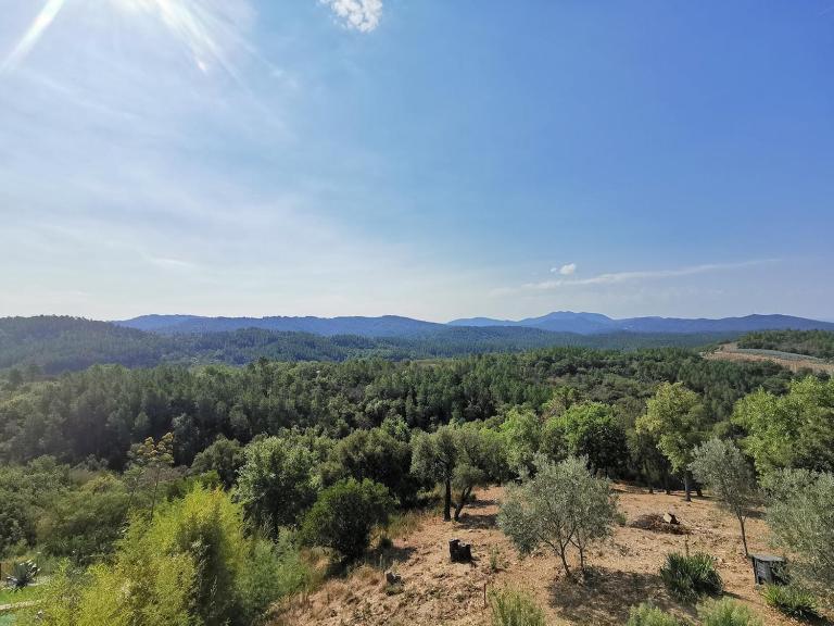 Appartement au calme avec vue exceptionnelle - Chambres d'hôtes Tanneron