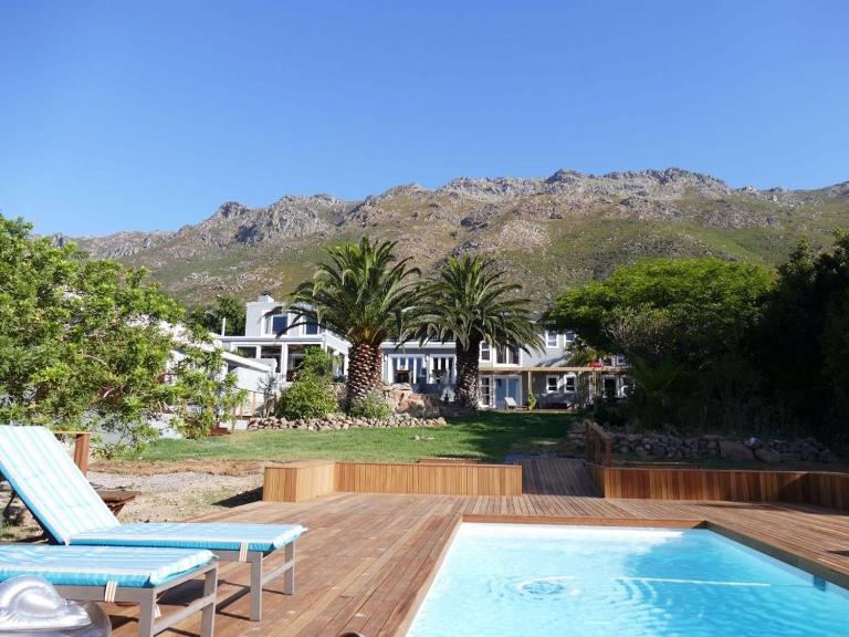 Bloemenzee Boutique B&B - Chambres d'hôtes Gordon’s Bay