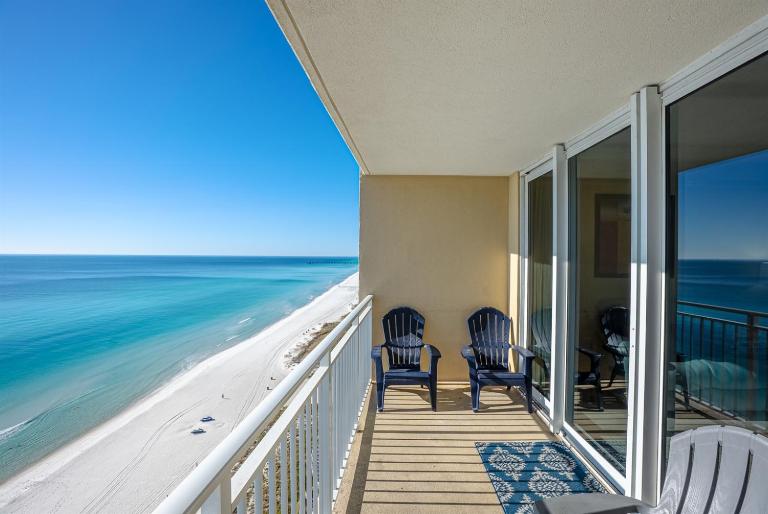 New Listing Stunning Emerald Beach Gulf-Front Condo with Spacious Balcony! - B&B Panama City Beach