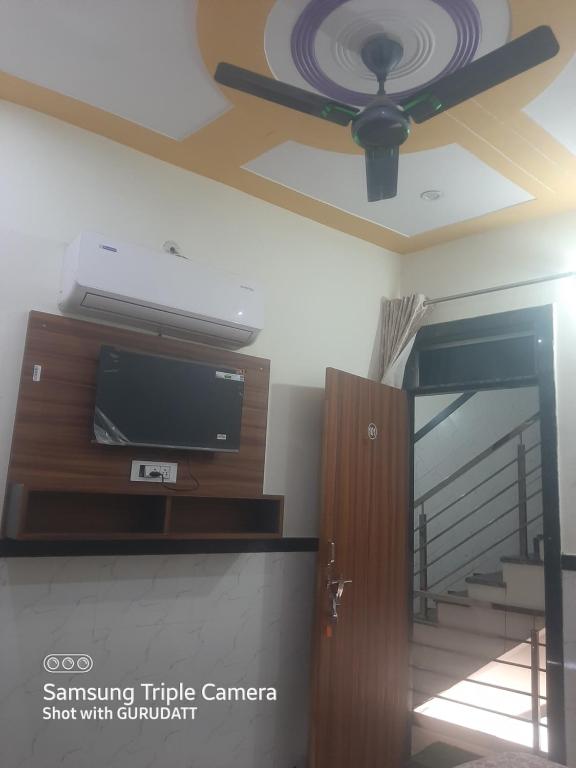 om khandelwal guest house - Ferienwohnung Khātu