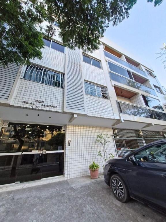 Ed Real Madrid Quarto privativo px Orla Praia de Camburi - Chambres d'hôtes Vitória
