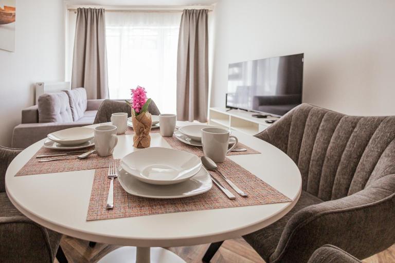 Grey Harmony - Po prostu Apartament w Centrum Wrocławia 5 min od Rynku by UniqueRent - B&B Breslavia