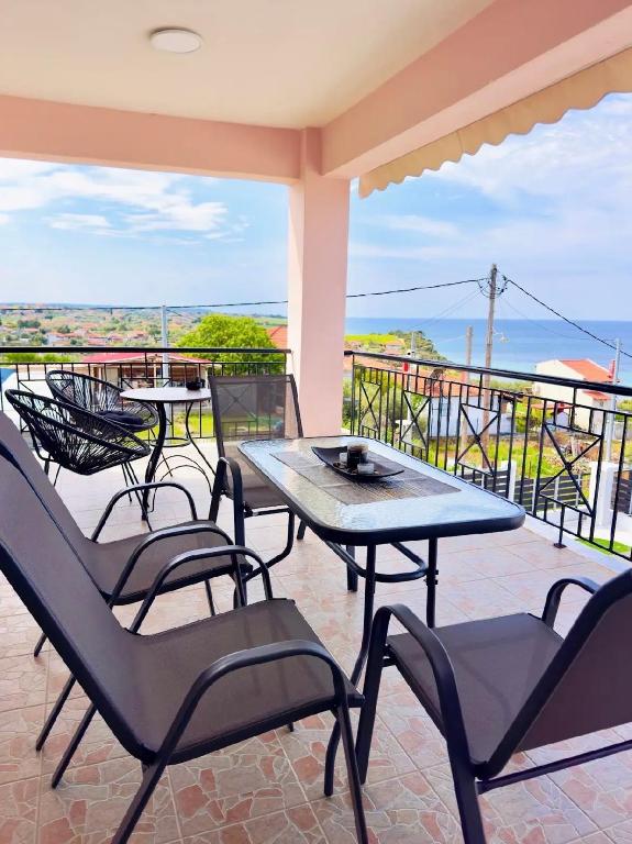 Harmonia Coast Living Balcony - B&B Nea Potidaia