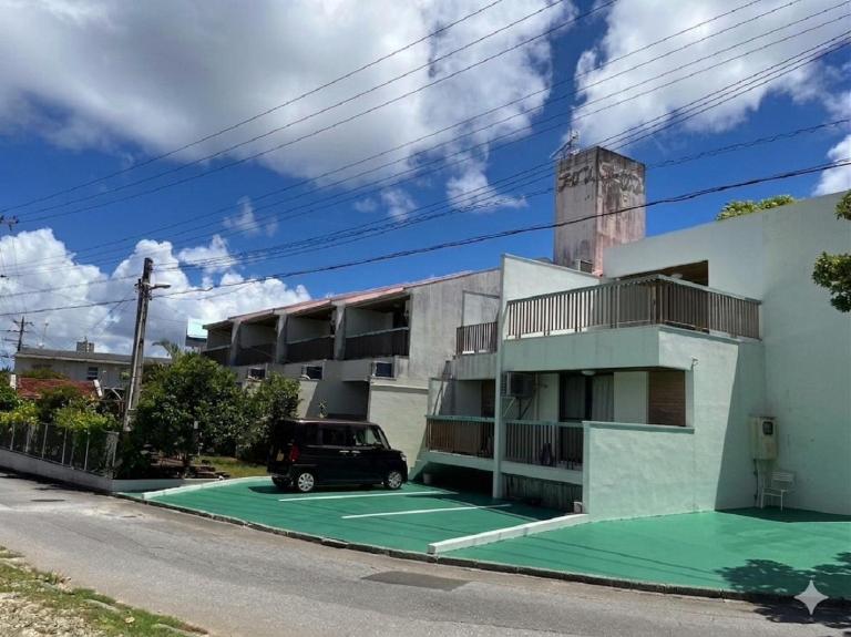 Condominium Bougain Just a 5-minute stroll from the beach - B&B Onna