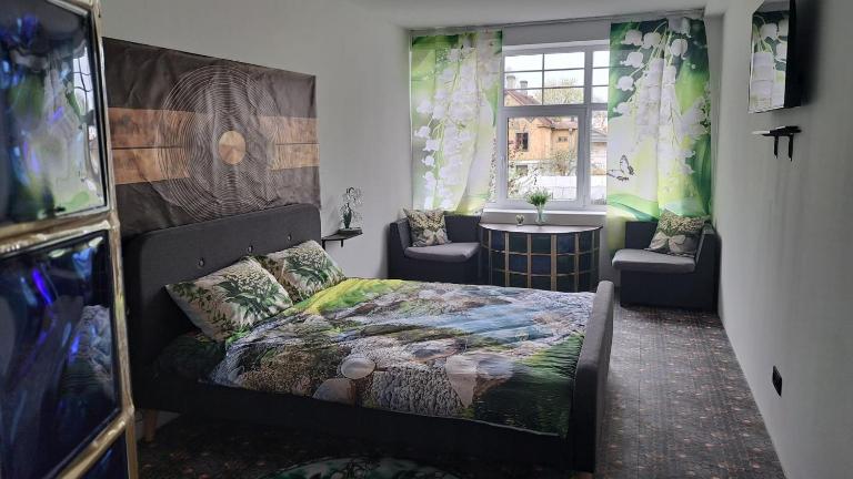 Apple Paradise, House of mirrors, self check-in - B&B Riga