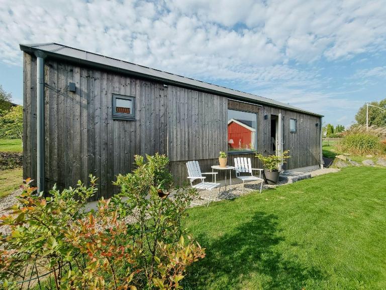 Modern Guest House Near The Sea In Brösarp - B&B Brösarp