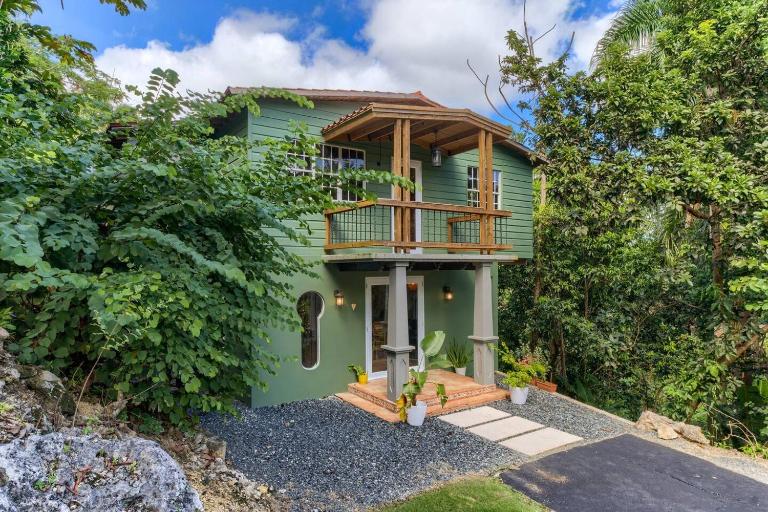Country House 3 acres of Privacy and Outdoor Space - Bed and Breakfast Lares