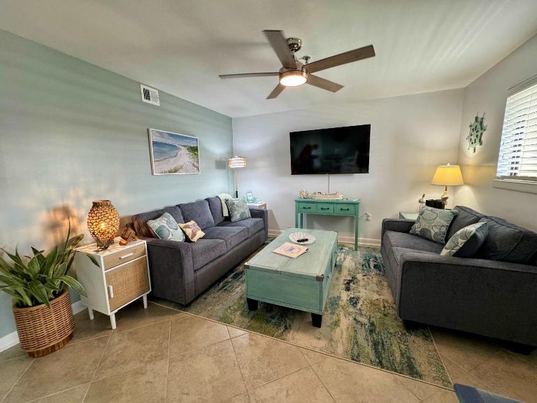 Experience Island Vibes! - Bed and Breakfast Hilton Head