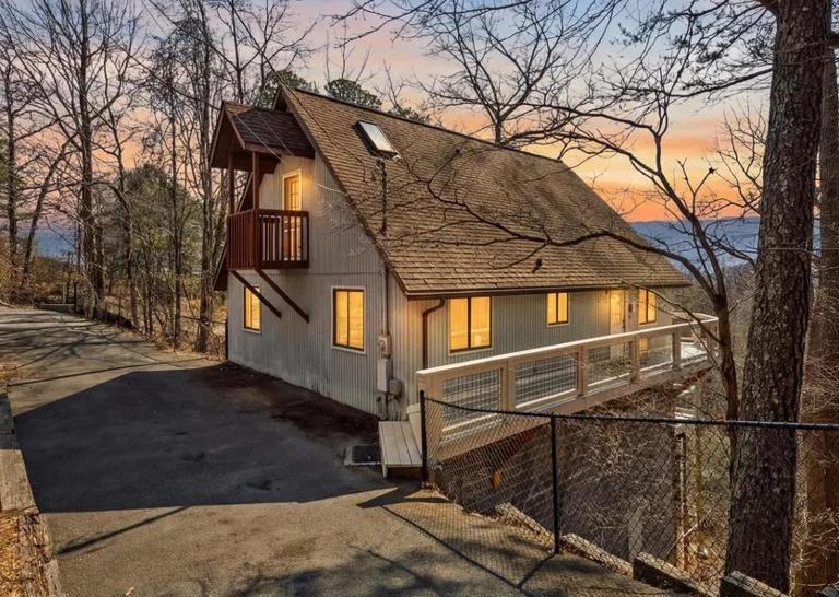 Jeffs Chalet - B&B Gatlinburg