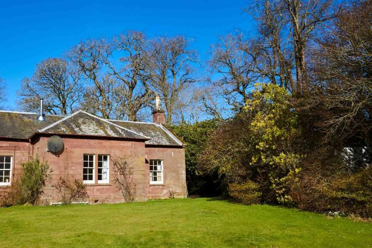 Laura's House - B&B Coupar Angus