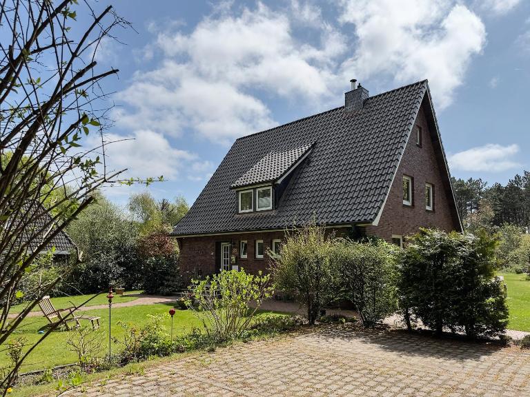 Haus *Üüs Aran* Wohnung Nr. 1 - B&B Nebel