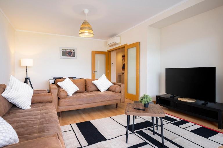 Luxury Condo - Pool close to the Islands & Sea - B&B Olhão