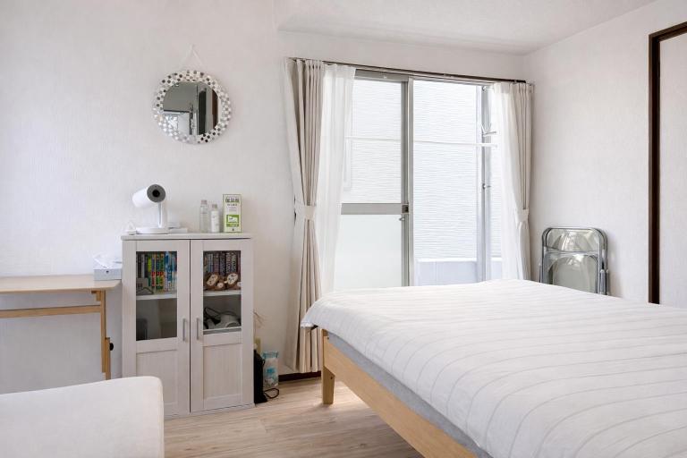 Hoshino Guesthouse 101 - Bed and Breakfast Fukuoka
