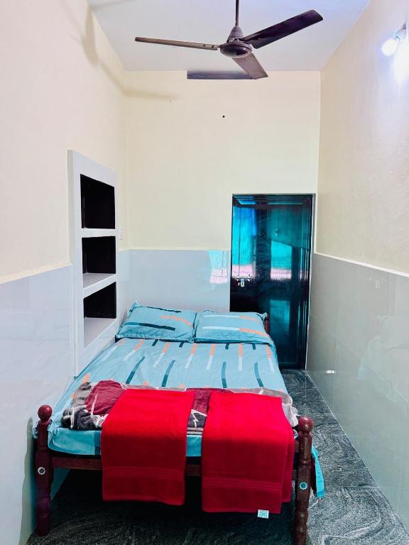 Peaceful 1BHK Tiny Mist Home Stay Near Kerala Varma College - B&B Thrissur