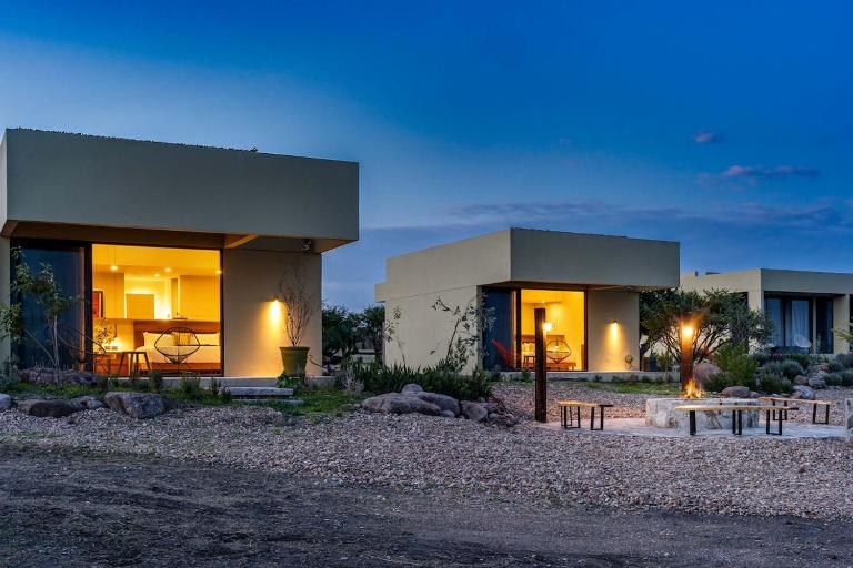 Villa Lua, 2BR Countryside Bungalows for 6 Guests - Bed and Breakfast La Talega